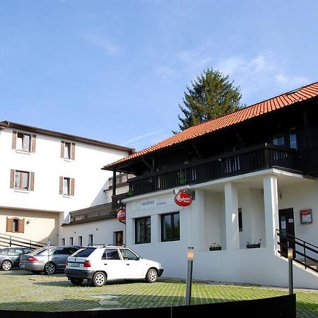 Hotel Valnovka Kamenice Exterior foto